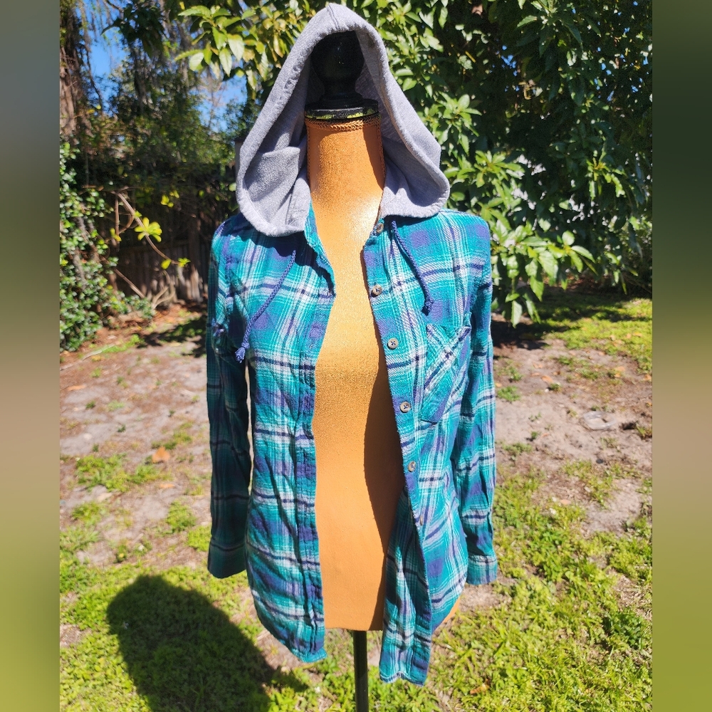 Blue and gray plaid hooded flannel Size S